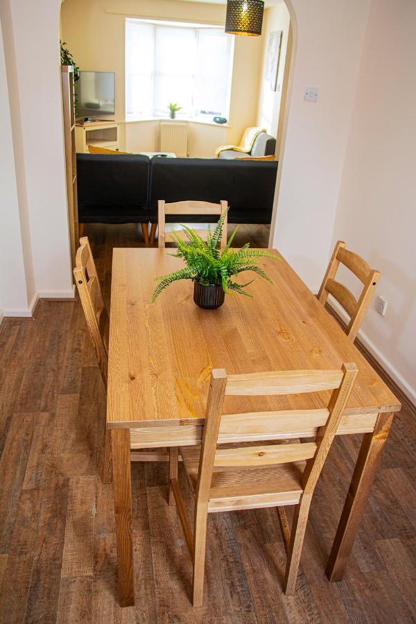 Cosy 3-Bed Home Close To City Centre Μάντσεστερ Εξωτερικό φωτογραφία